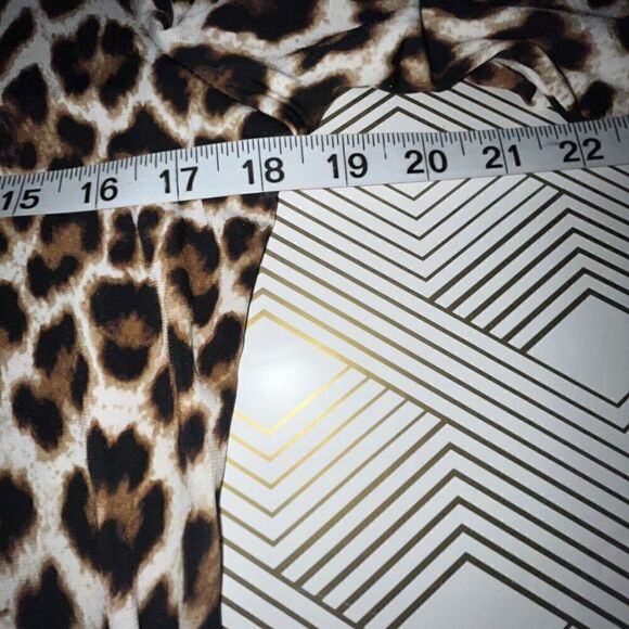 alfani dress tunic Sz Small‎ cheetah animal assymetrical neckline 3/4 sleeve - Picture 4 of 7